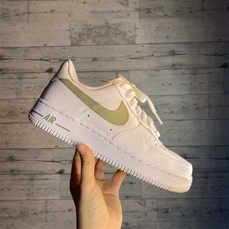 nike air force 1 sage grün|nike air force green swoosh.